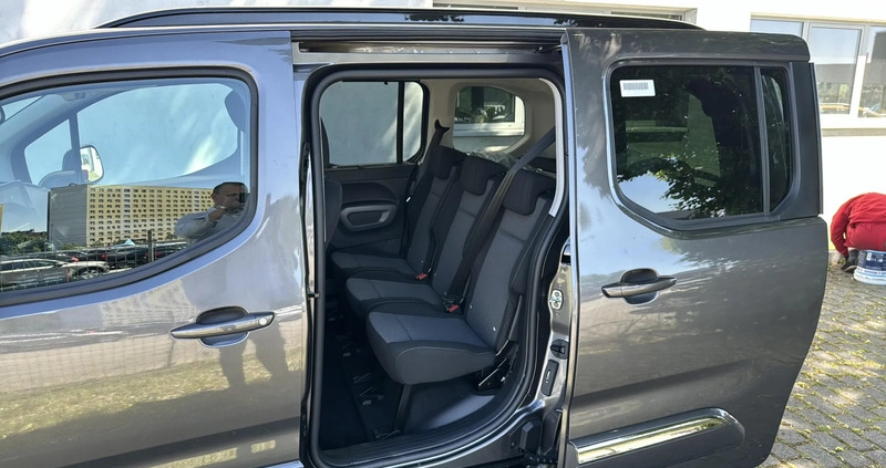 Toyota Proace City Verso cena 138500 przebieg: 3, rok produkcji 2024 z Tuliszków małe 352